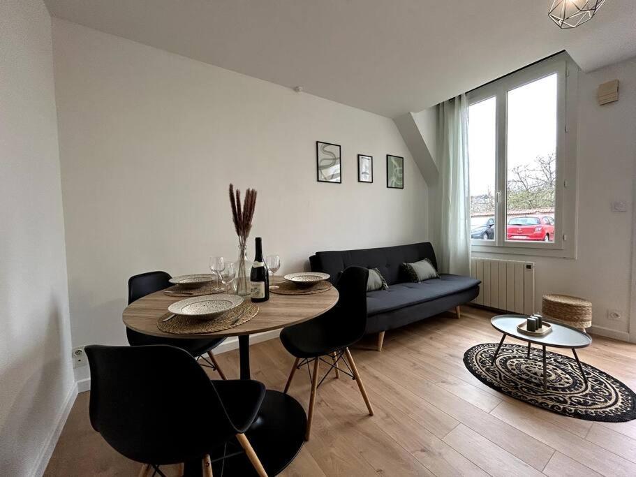 Logement Neuf - Proximite Centre Bourges Bagian luar foto
