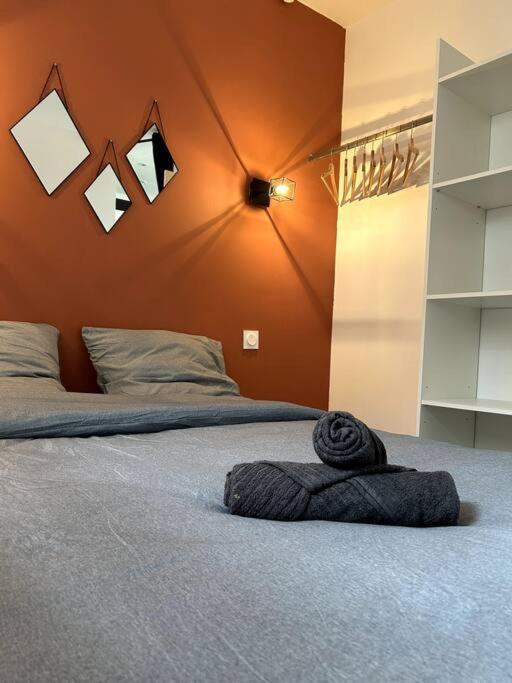 Logement Neuf - Proximite Centre Bourges Bagian luar foto