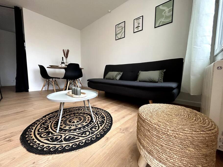 Logement Neuf - Proximite Centre Bourges Bagian luar foto
