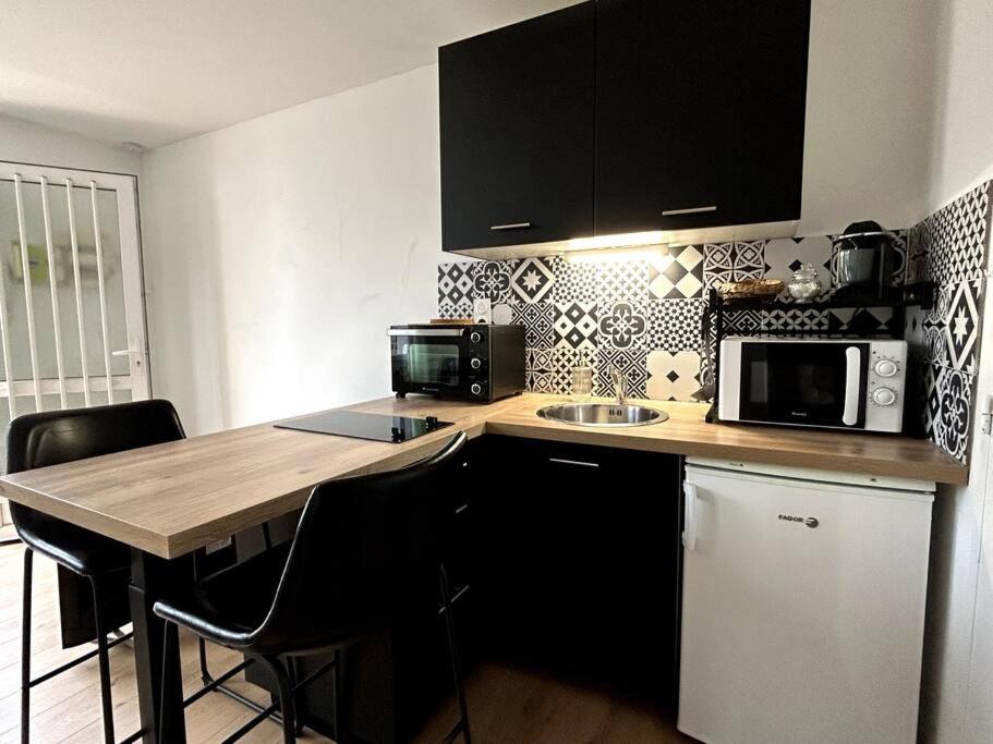 Logement Neuf - Proximite Centre Bourges Bagian luar foto